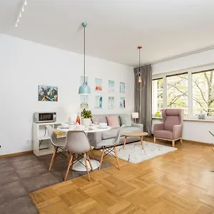 Shortstaypoland Krucza Warsaw
